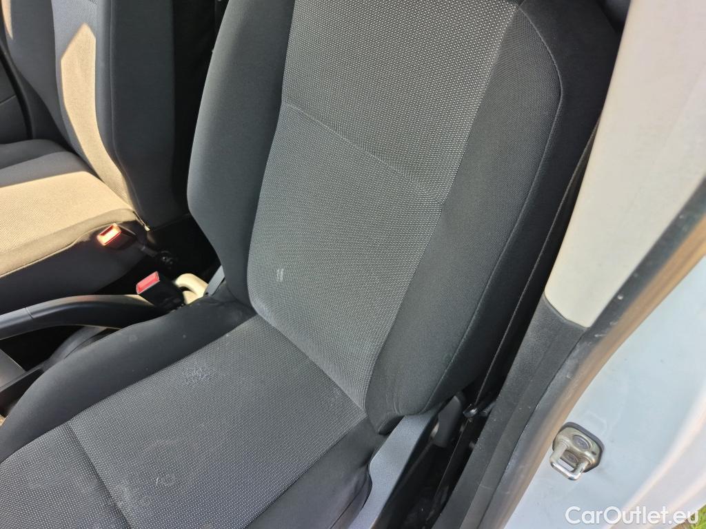  Peugeot  Partner PEUGEOT  / 2018 / 3P / furgón derivado de turismo Pro Standard 600kg BlueHDi 73kW (AC) #16