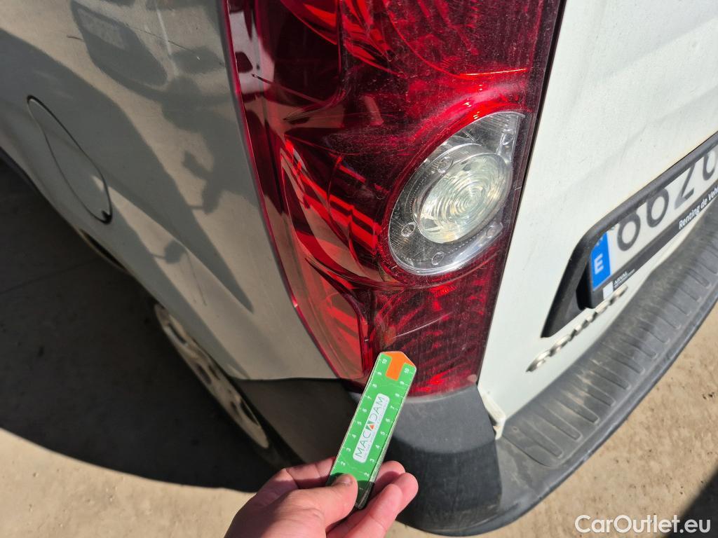  Opel  Combo OPEL  / 2012 / 3P / furgón derivado de turismo Cargo 1.3 CDTI 70kW (95CV) L1 H1 #28