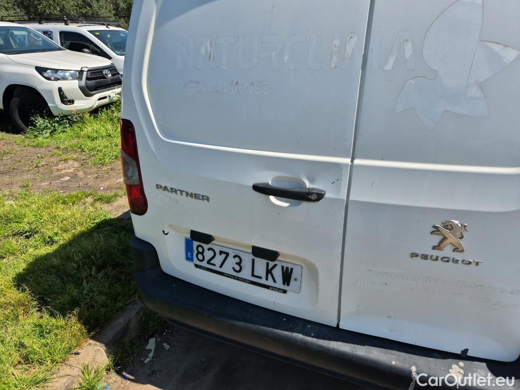  Peugeot  Partner PEUGEOT  / 2018 / 3P / furgón derivado de turismo Pro Standard 600kg BlueHDi 73kW (AC) #8