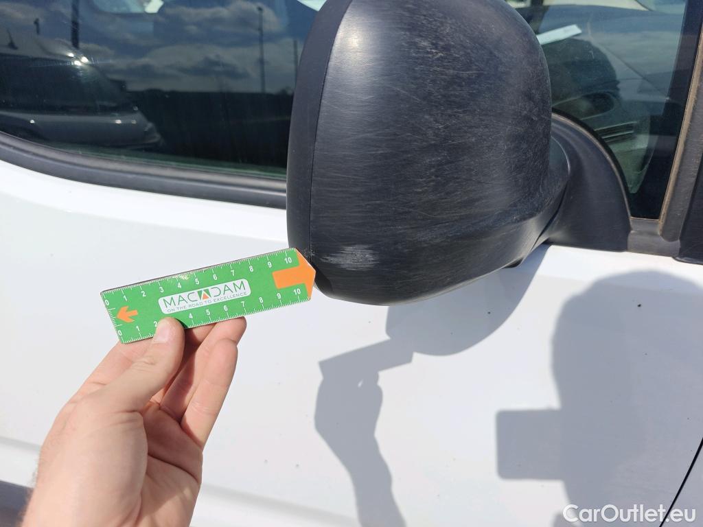  Opel  Combo OPEL  Life / 2018 / 4P / combi 1.5 TD 75kW Business Edition L1 N1 #74