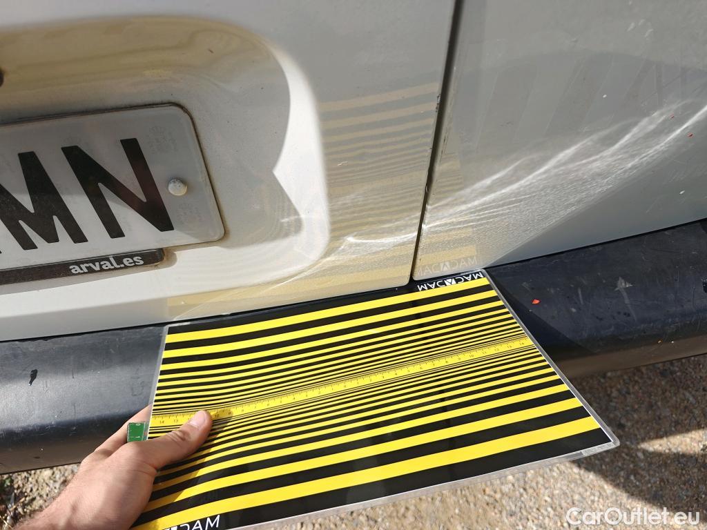  Peugeot  Partner PEUGEOT  / 2018 / 3P / furgón derivado de turismo Pro Standard 600kg BlueHDi 73kW (AC) #18