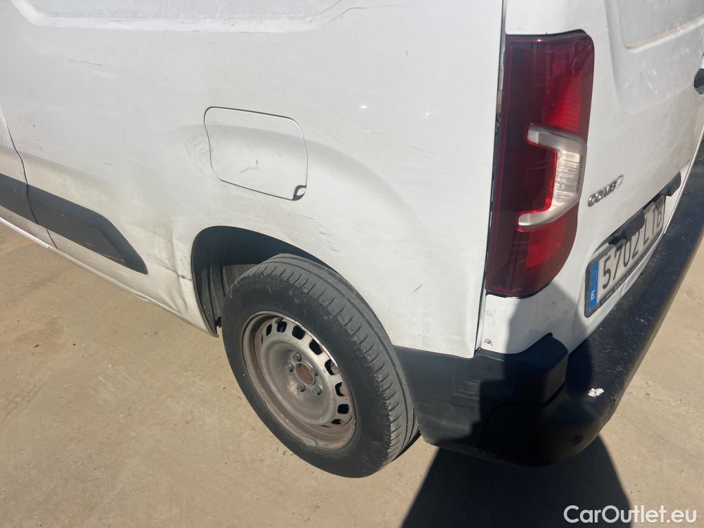  Opel  Combo OPEL  / 2018 / 3P / furgón derivado de turismo 1.5 TD 75kW (100CV) Express L H1 650kg #23