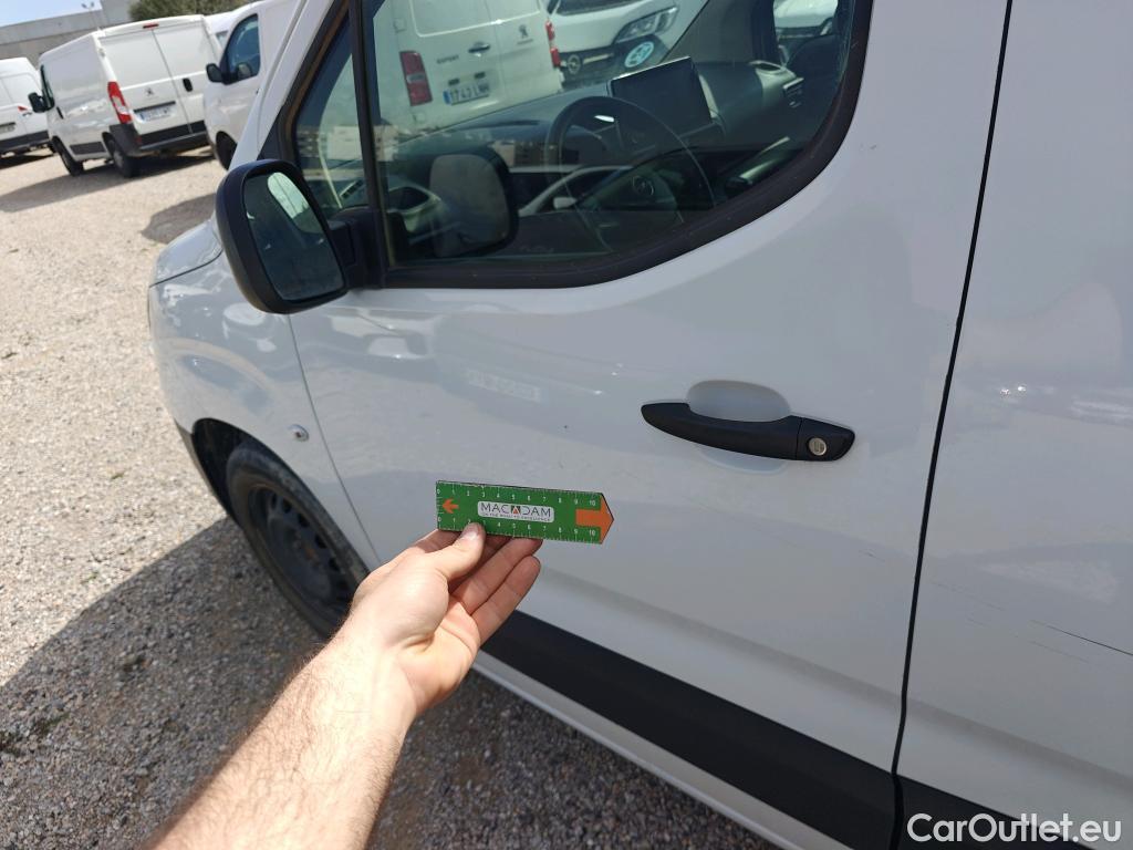  Opel  Combo OPEL  Life / 2018 / 4P / combi 1.5 TD 75kW Business Edition L1 N1 #25