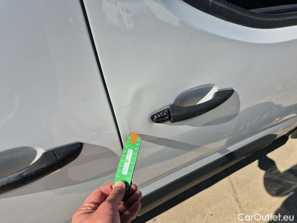  Opel  Combo OPEL  / 2018 / 4P / furgón derivado de turismo 1.6TD S/S 74kW(100CV) Express XL H1 1000 #13