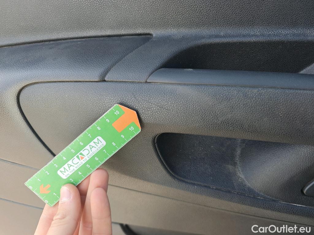  Peugeot  Partner PEUGEOT  / 2018 / 3P / furgón derivado de turismo Pro Standard 600kg BlueHDi 73kW (AC) #75