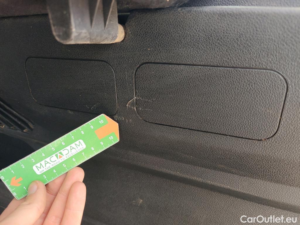  Opel  Combo OPEL  Life / 2018 / 4P / combi 1.5 TD 75kW Business Edition L1 N1 #72