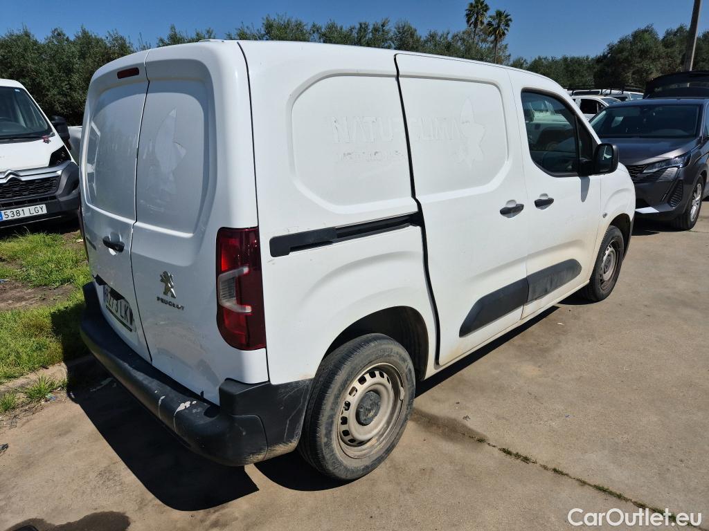  Peugeot  Partner PEUGEOT  / 2018 / 3P / furgón derivado de turismo Pro Standard 600kg BlueHDi 73kW (AC) #19