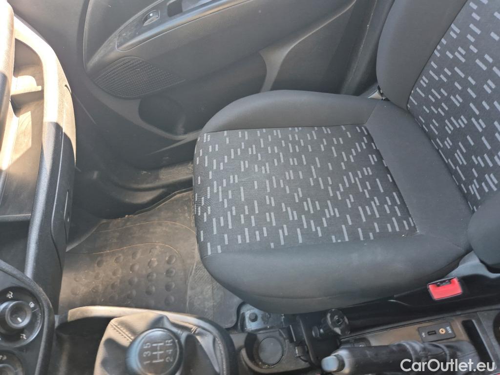  Opel  Combo OPEL  / 2012 / 3P / furgón derivado de turismo Cargo 1.3 CDTI 70kW (95CV) L1 H1 #63