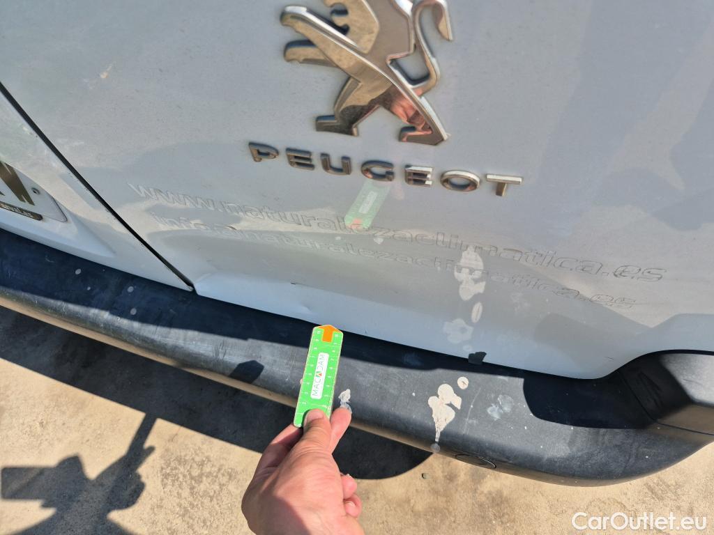  Peugeot  Partner PEUGEOT  / 2018 / 3P / furgón derivado de turismo Pro Standard 600kg BlueHDi 73kW (AC) #2