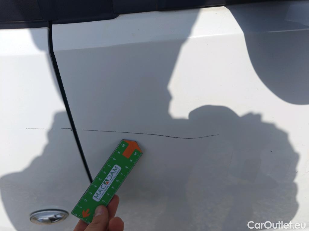  Peugeot  Partner PEUGEOT  / 2018 / 3P / furgón derivado de turismo Pro Standard 600kg BlueHDi 73kW (AC) #44