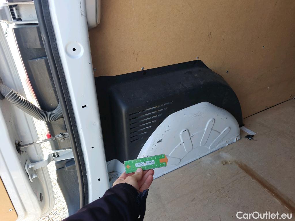  Renault  Kangoo RENAULT  Furgón/2013/3P/furgón derivado de turismo Profesional Blue dCi 59 kW (80CV) #10