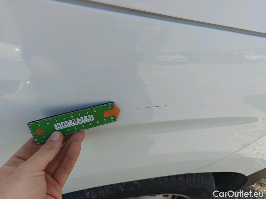  Peugeot  Partner PEUGEOT  / 2018 / 3P / furgón derivado de turismo Pro Standard 600kg BlueHDi 73kW (AC) #84