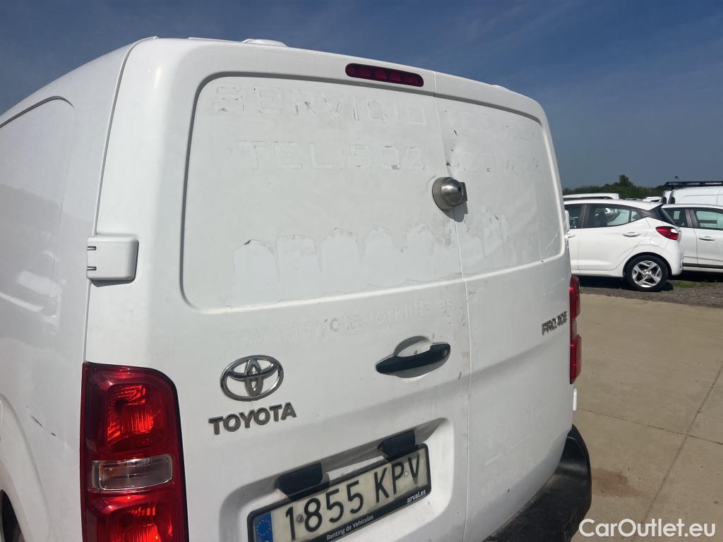  Toyota  Proace TOYOTA  / 2016 / 4P / furgón FU. MEDIO (L1) 2.0D 90kW COMFORT CARGA + #7