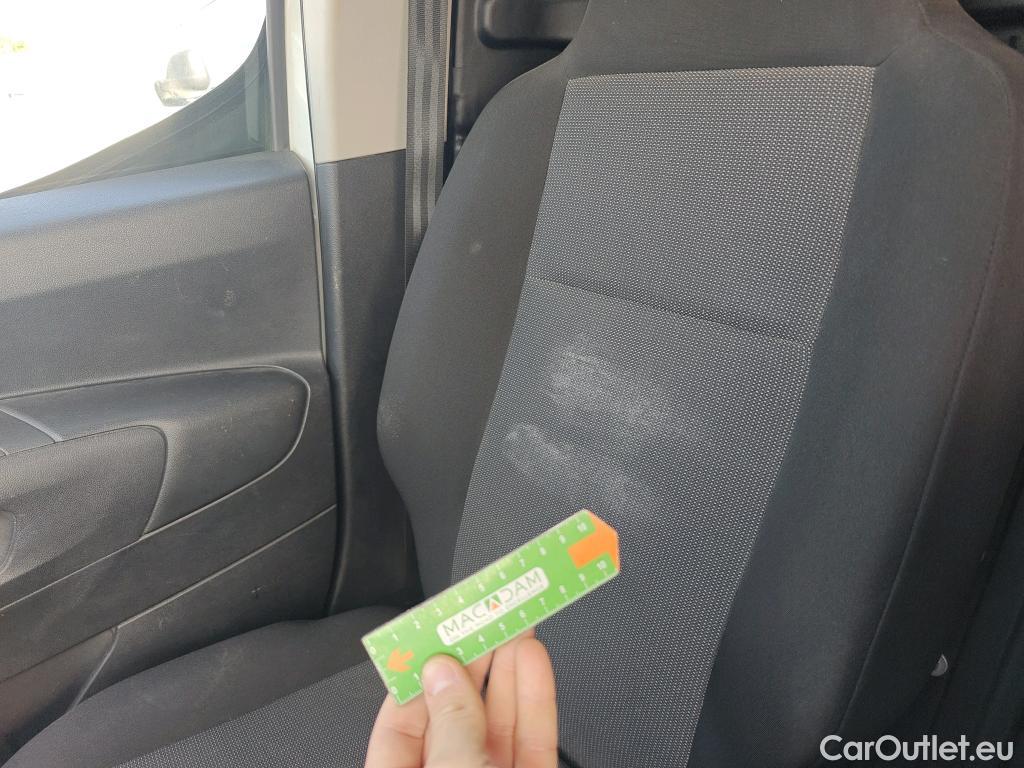  Peugeot  Partner PEUGEOT  / 2018 / 3P / furgón derivado de turismo Pro Standard 600kg BlueHDi 73kW (AC) #89