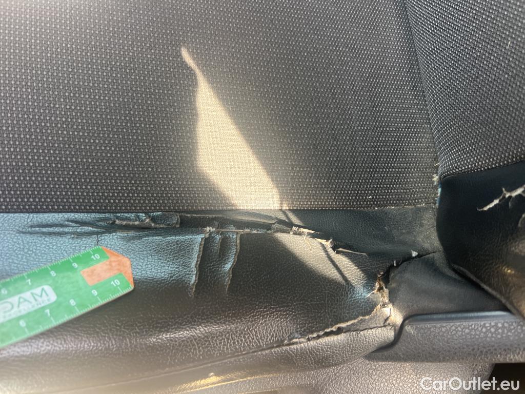  Toyota  Proace TOYOTA  / 2016 / 4P / furgón FU. MEDIO (L1) 2.0D 90kW COMFORT CARGA + #19