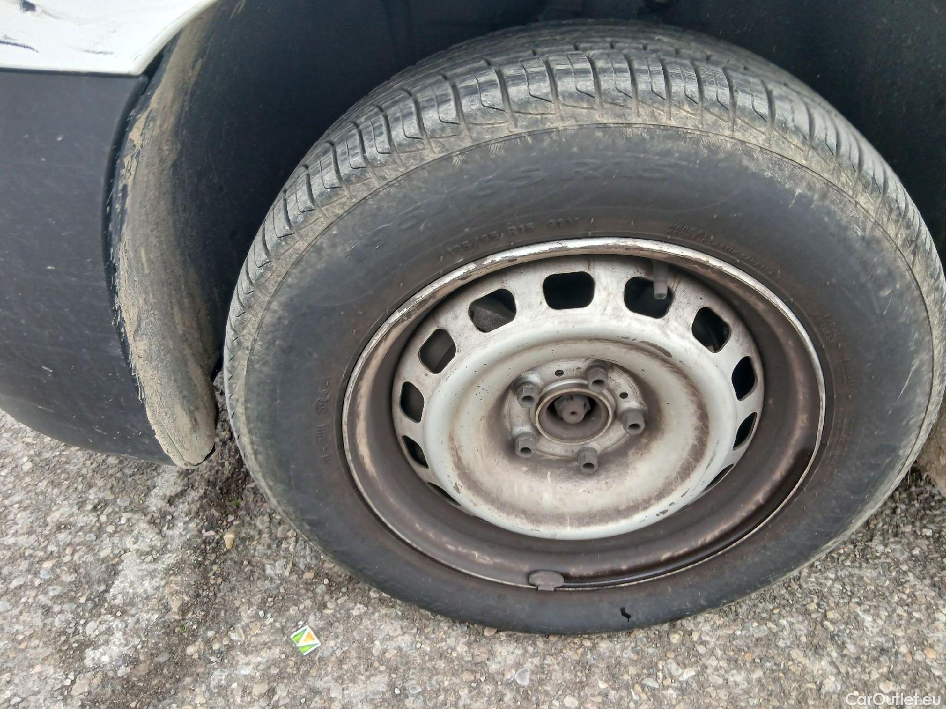  Toyota  Proace TOYOTA  City/2020/4P/furgón derivado de turismo 1.5D 75kW (100CV) GX 650kg Media #9