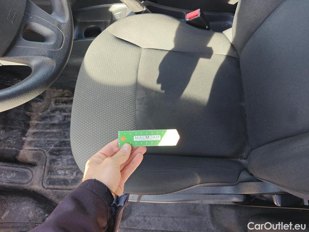  Renault  Kangoo RENAULT  Furgón/2013/3P/furgón derivado de turismo Profesional Blue dCi 59 kW (80CV) #43