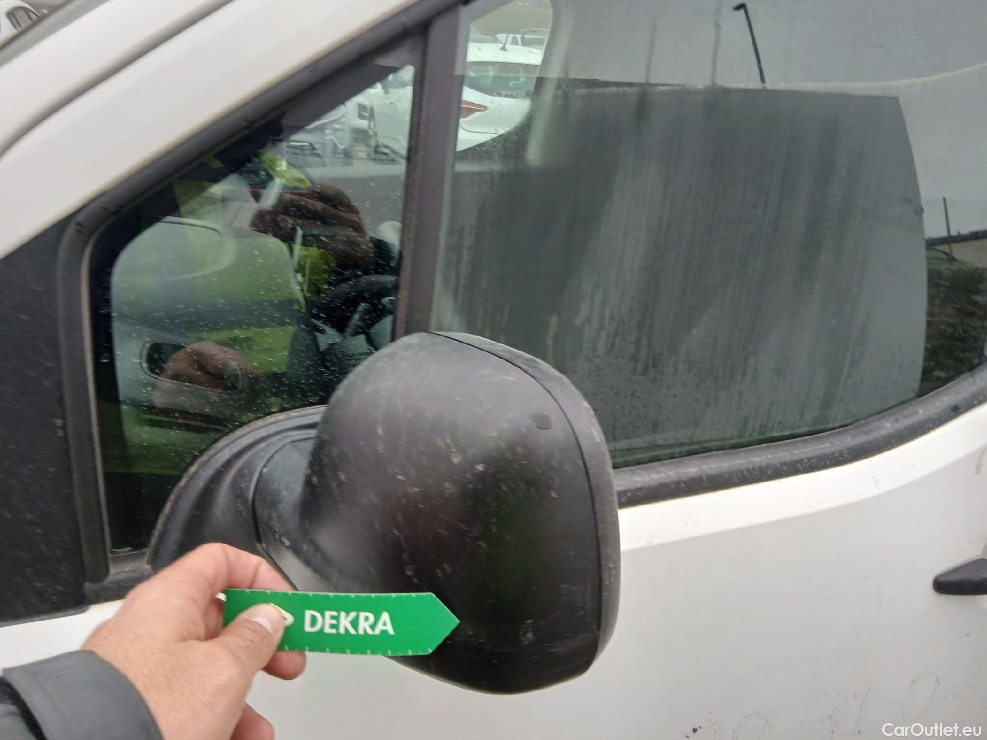  Toyota  Proace TOYOTA  City/2020/4P/furgón derivado de turismo 1.5D 75kW (100CV) GX 650kg Media #15