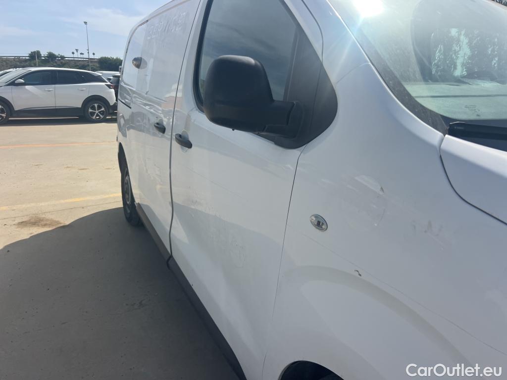  Toyota  Proace TOYOTA  / 2016 / 4P / furgón FU. MEDIO (L1) 2.0D 90kW COMFORT CARGA + #10