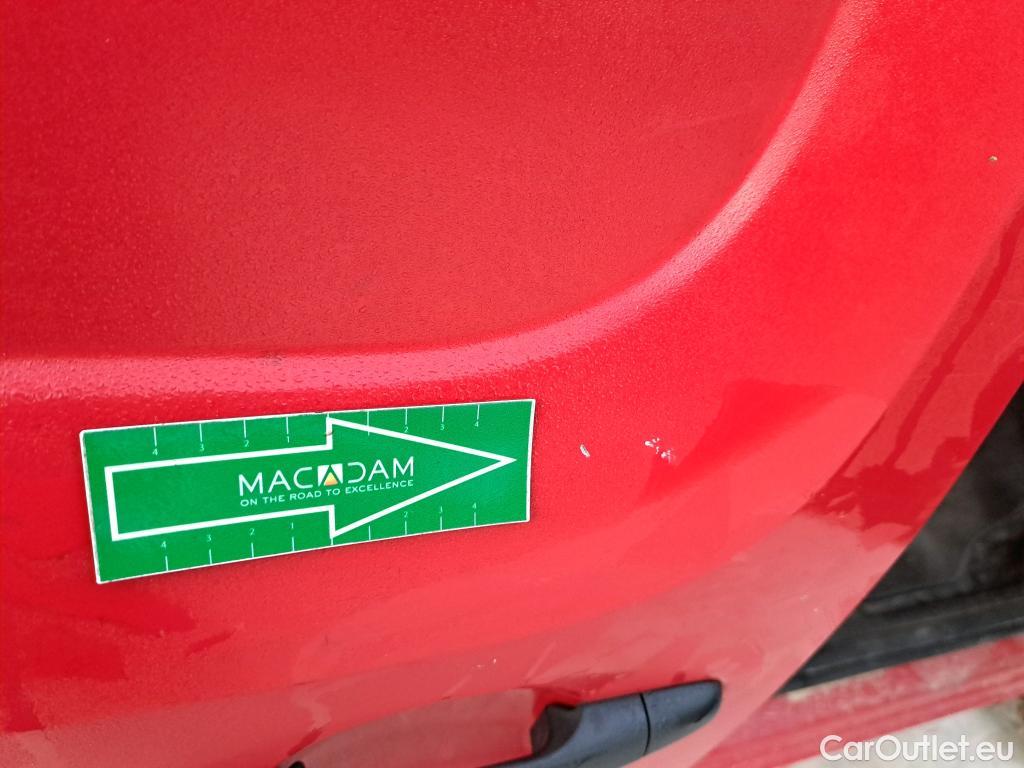  Renault  Kangoo RENAULT  Z.E./2013/3P/furgón derivado de turismo Z.E.  #18