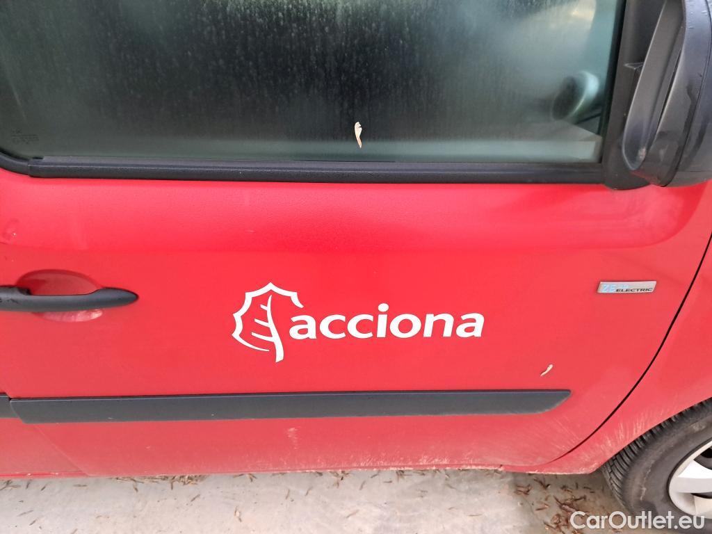  Renault  Kangoo RENAULT  Z.E./2013/3P/furgón derivado de turismo Z.E.  #34