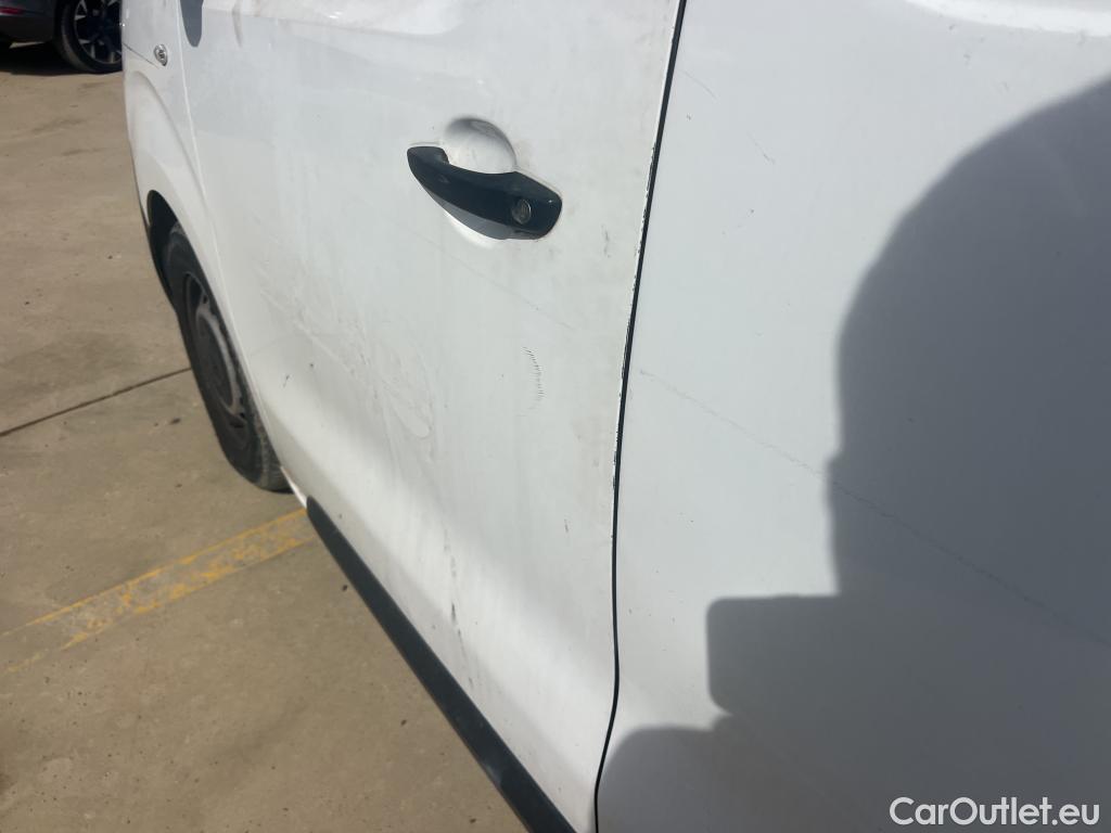  Toyota  Proace TOYOTA  / 2016 / 4P / furgón FU. MEDIO (L1) 2.0D 90kW COMFORT CARGA + #14