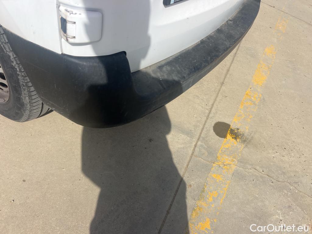  Toyota  Proace TOYOTA  / 2016 / 4P / furgón FU. MEDIO (L1) 2.0D 90kW COMFORT CARGA + #24