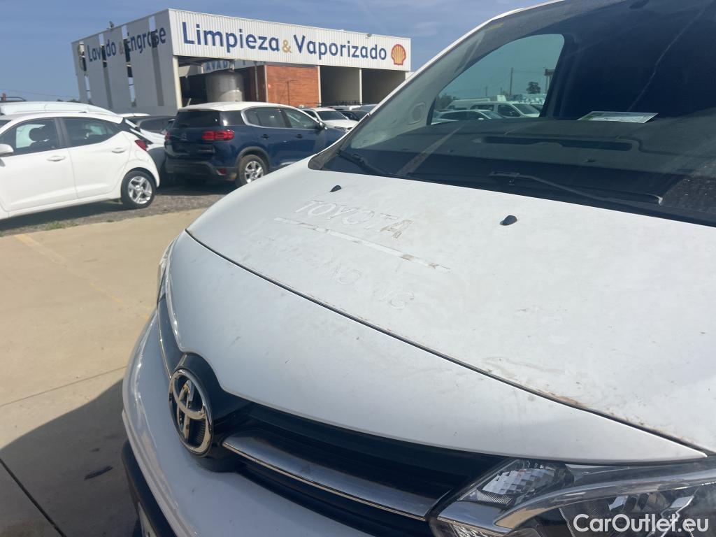 Toyota  Proace TOYOTA  / 2016 / 4P / furgón FU. MEDIO (L1) 2.0D 90kW COMFORT CARGA + #9