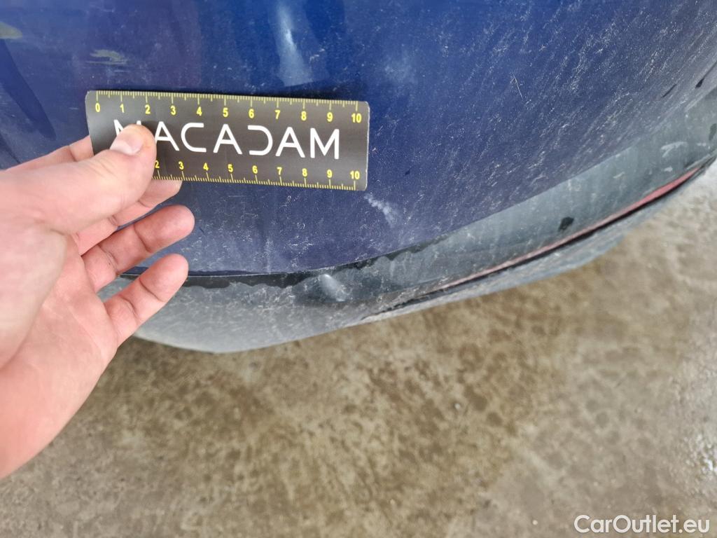  KIA  Ev6 KIA  / 2021 / 5P / SUV BEV 77.4 KWH AIR DESIGN #12