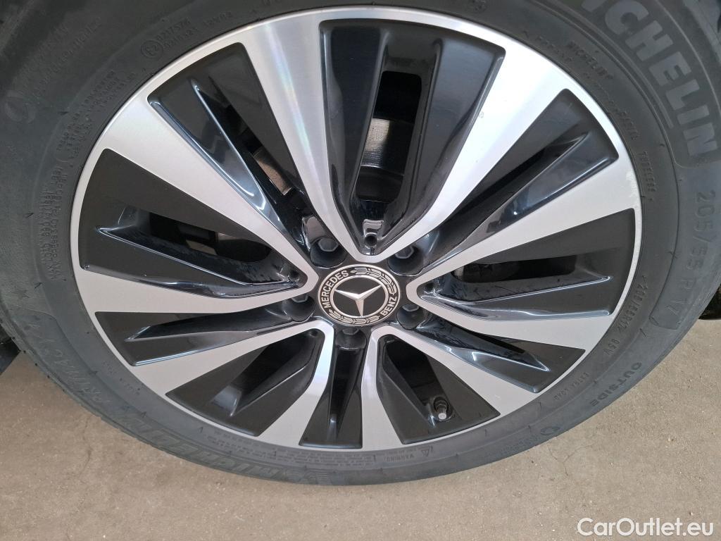  Mercedes  A-Klasse MERCEDES-BENZ Classe A Berline / 2018 / 4P / Berline A 180 d Business Line 8G-DCT #8