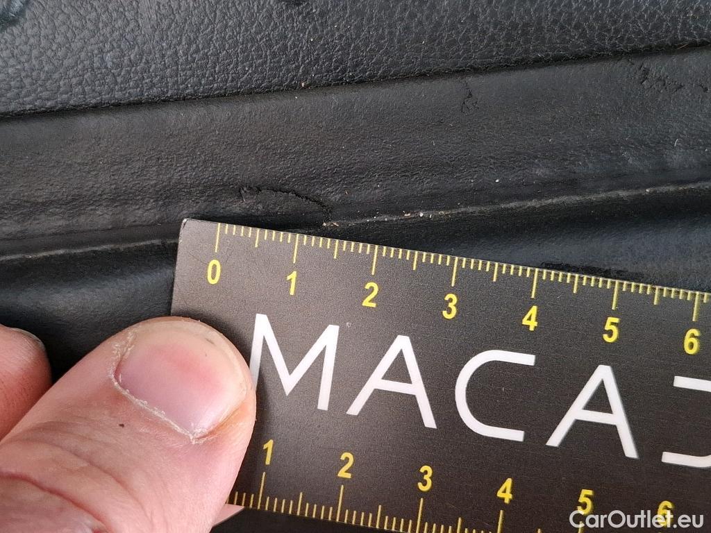  Hyundai  Tucson  Business Mild-Hybrid 2WD 1.6 CRDI 135CV BVA7 E6d #4