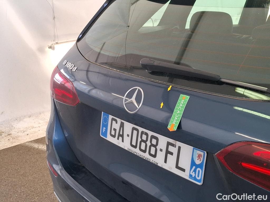  Mercedes  B-Klasse MERCEDES-BENZ Classe B / 2019 / 5P / monospace B 180 d Business Line Edition BA8 #39
