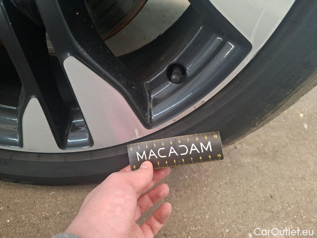  Opel   Grandland X Grandland X Elegance Business 1.5 130CV BVA8 E6d #23