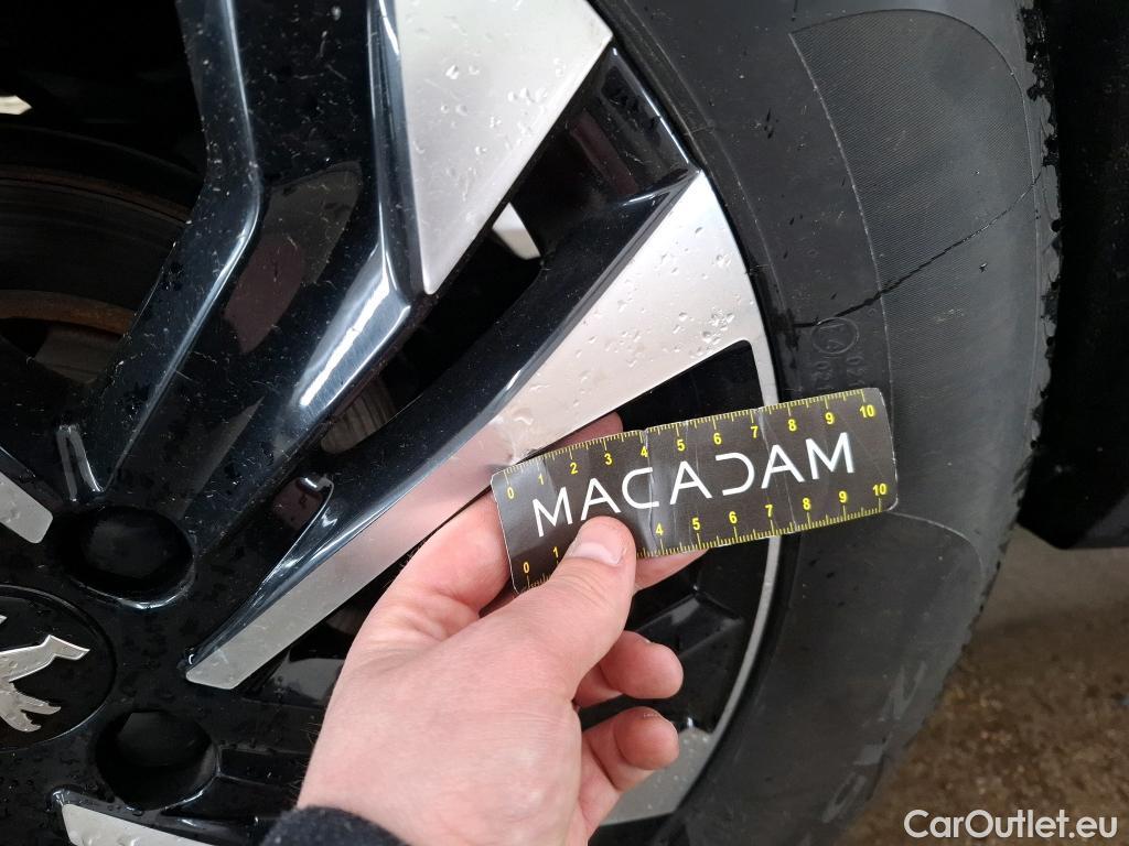  Peugeot  2008  Allure Business 1.2 PureTech 130CV BVA8 E6d #36