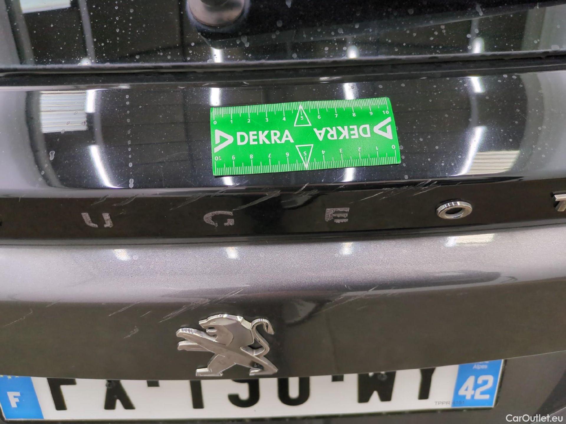  Peugeot  2008  Allure Business 1.5 HDi 130CV BVA8 E6d #95