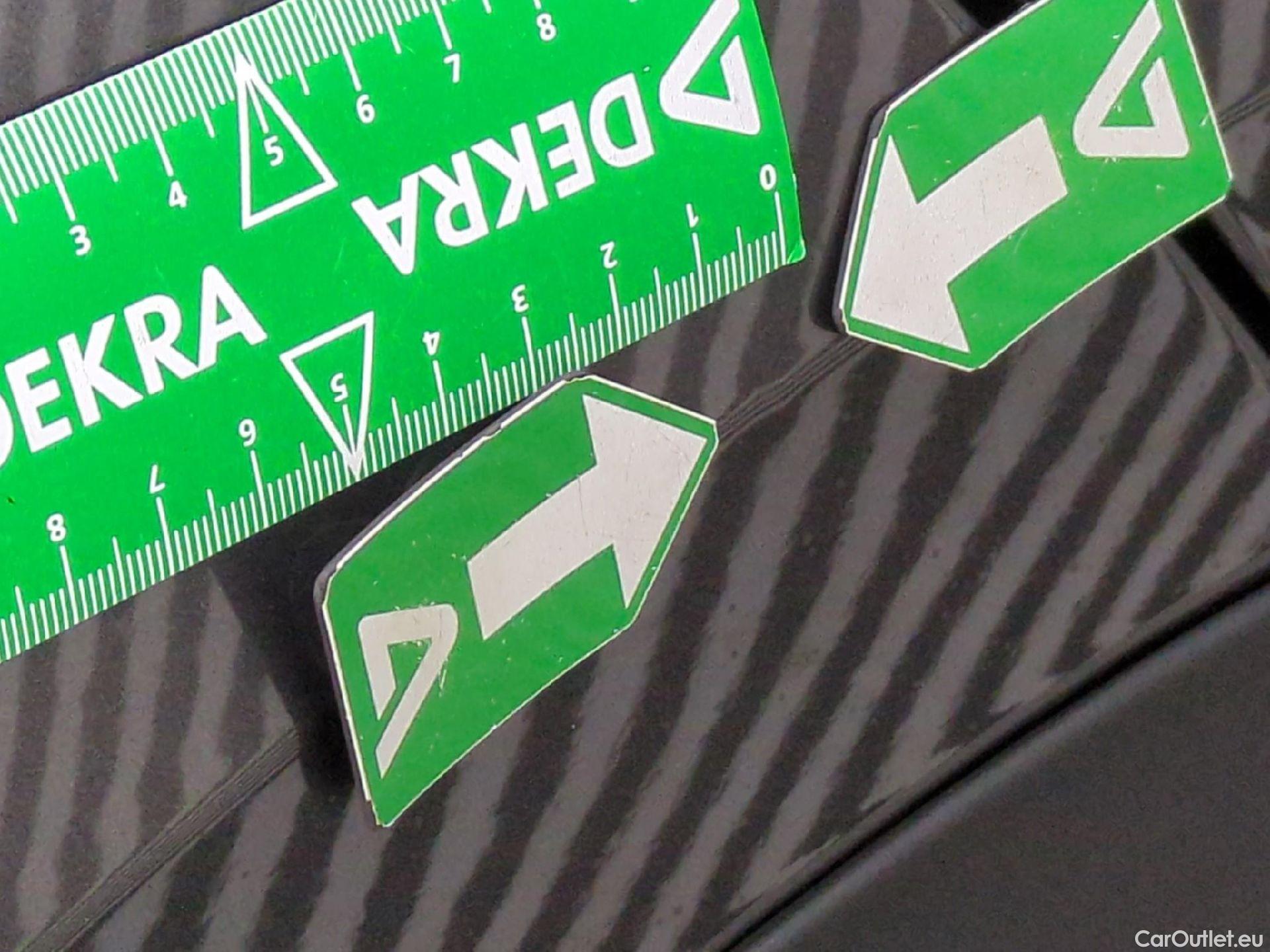  Peugeot  2008  Allure Business 1.5 HDi 130CV BVA8 E6d #28