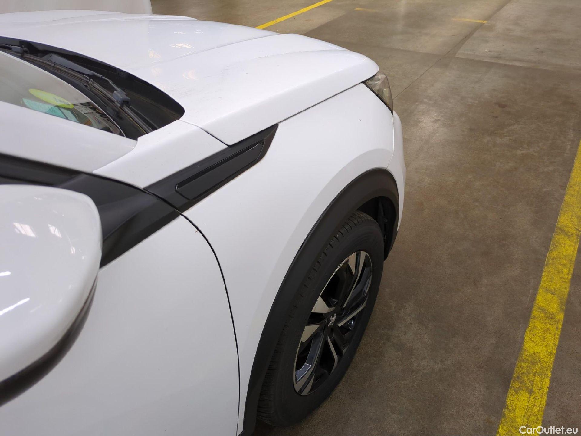  Peugeot  2008  Allure Business 1.5 HDi 130CV BVA8 E6d #31