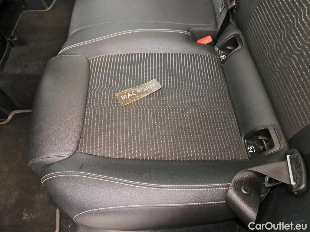  Mercedes  GLA MERCEDES-BENZ  / 2020 / 5P / SUV 2.0  200 D BUSINESS LINE DCT #8