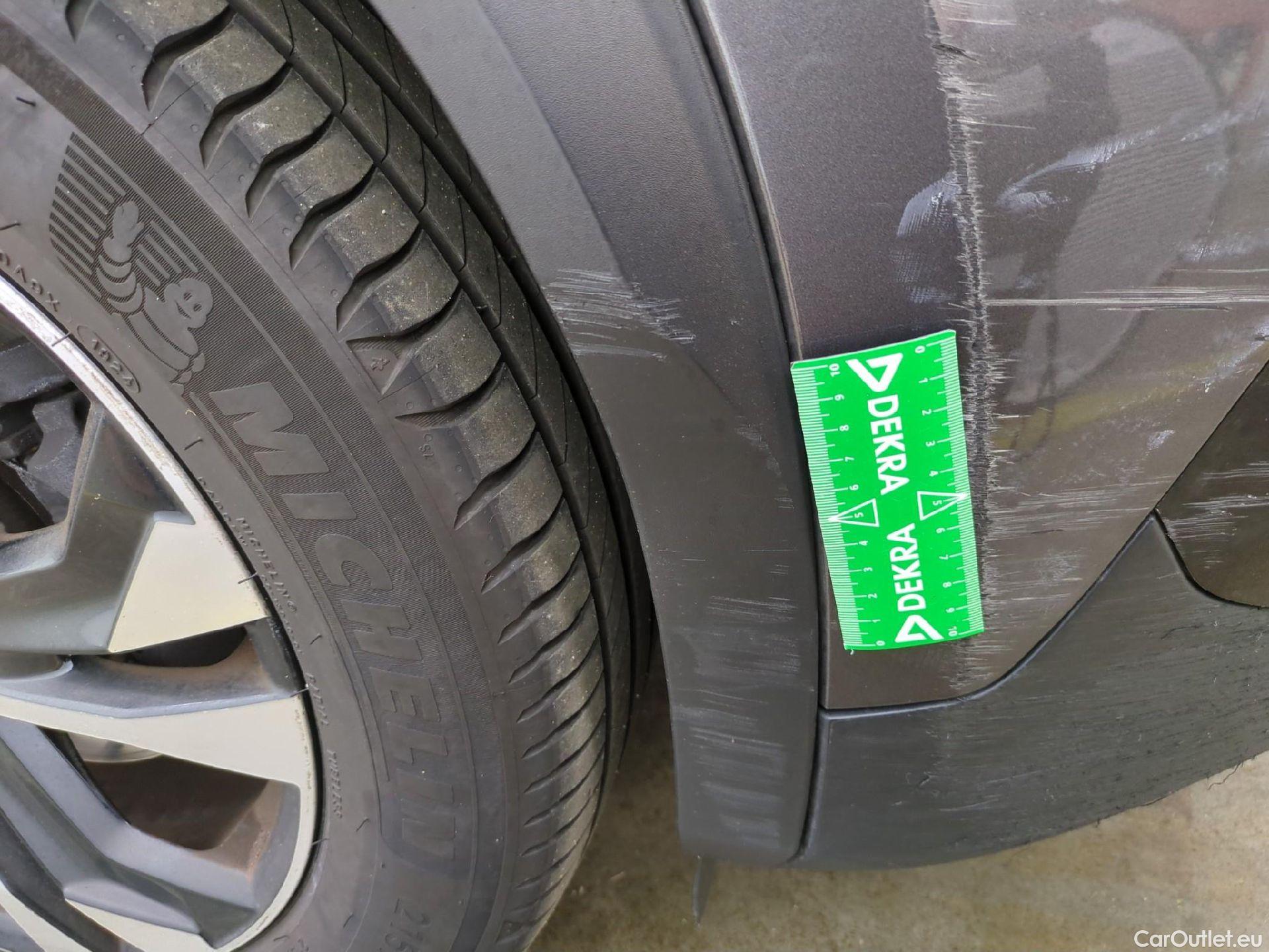  Peugeot  2008  Allure Business 1.5 HDi 130CV BVA8 E6d #56