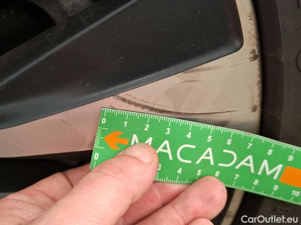  Mercedes  B-Klasse MERCEDES-BENZ Classe B / 2019 / 5P / monospace B 180 d Business Line Edition BA8 #33