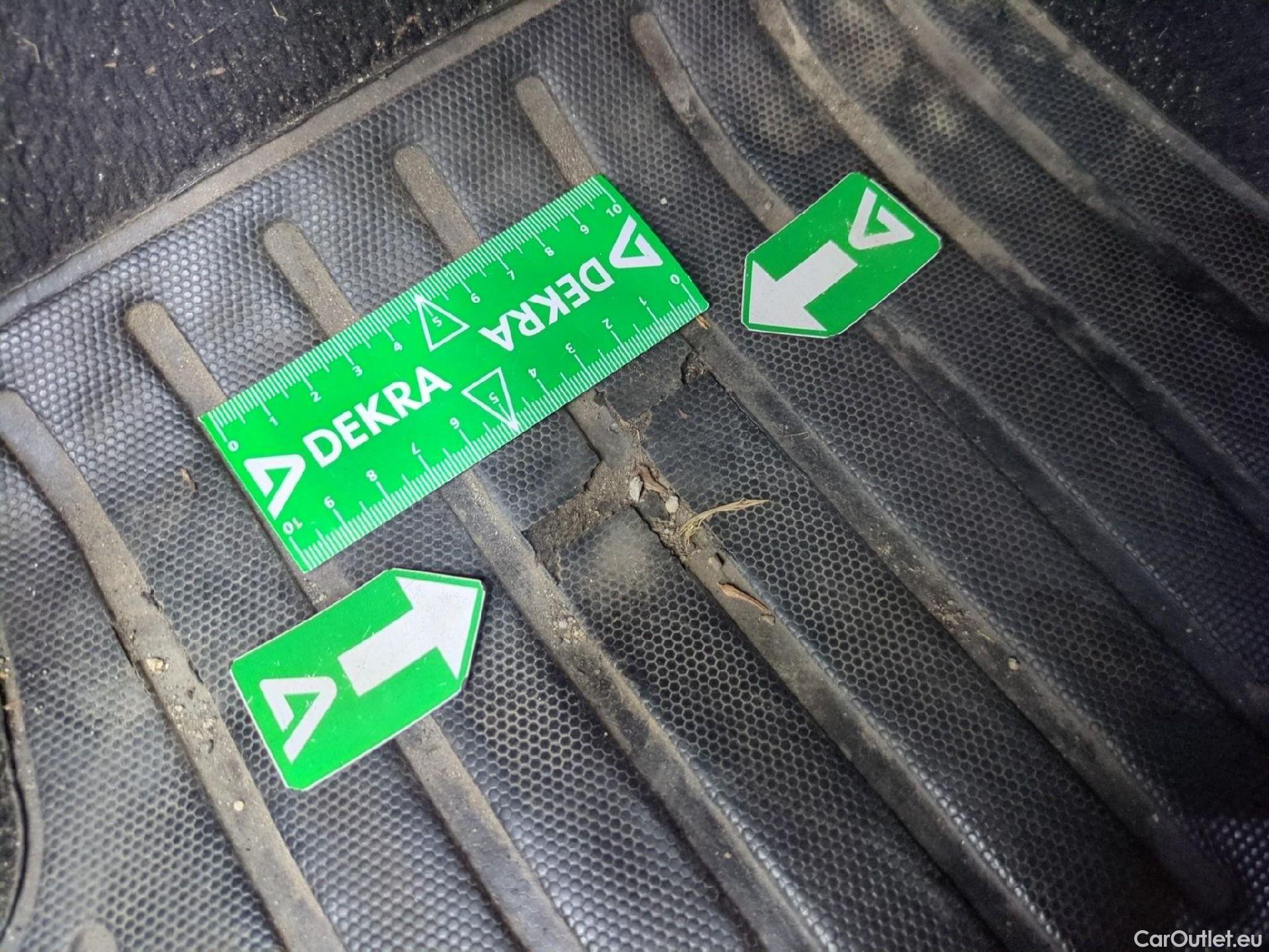  Peugeot  2008  Allure Business 1.5 HDi 130CV BVA8 E6d #2