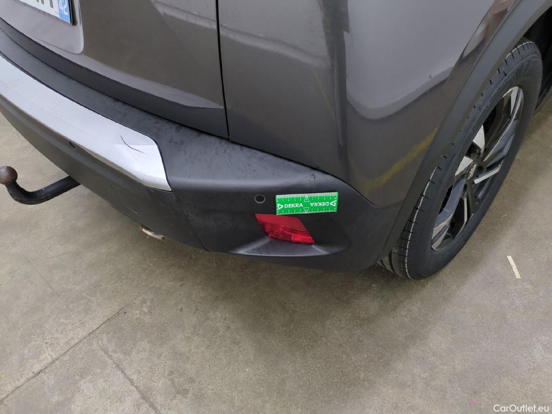  Peugeot  2008  Allure Business 1.5 HDi 130CV BVA8 E6d #109