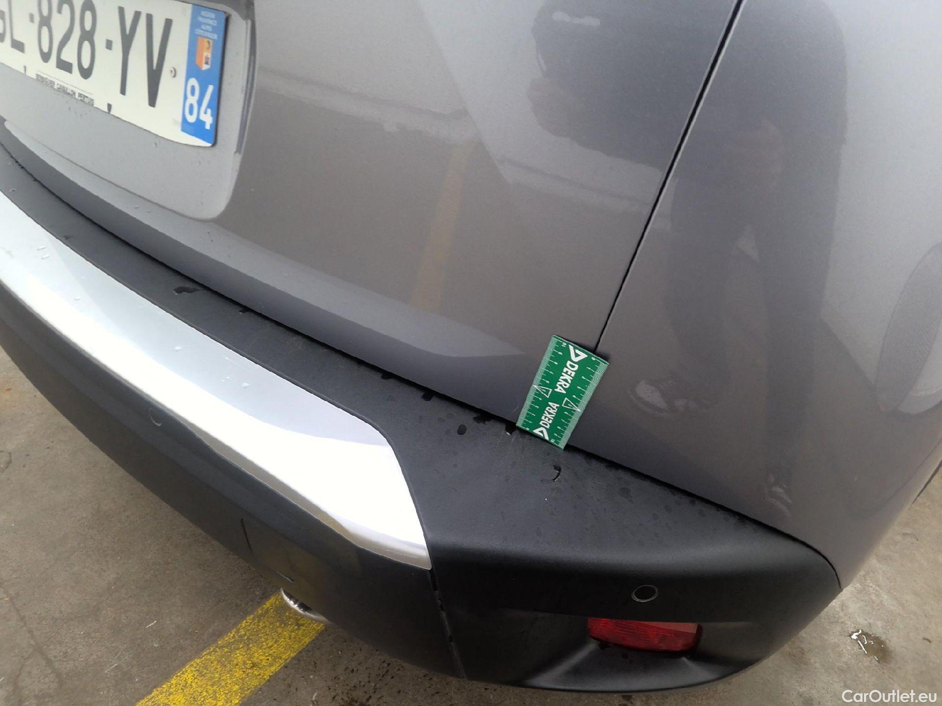  Peugeot  2008  Allure 1.5 HDi 130CV BVA8 E6d #25