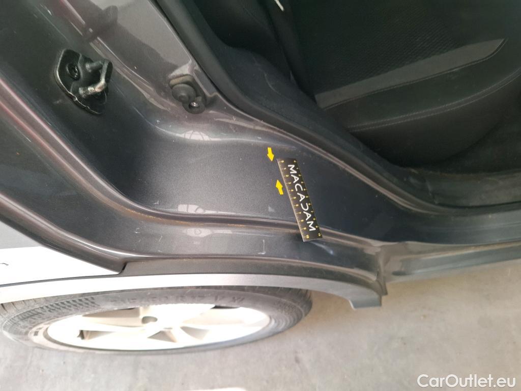  Nissan  Qashqai NISSAN  / 2017 / 5P / Crossover 1.5 DCI 115 Business Edition #18