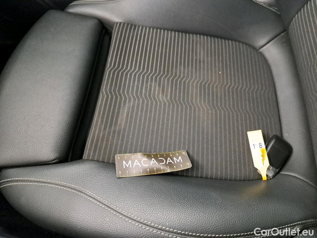  Mercedes  GLA MERCEDES-BENZ  / 2020 / 5P / SUV 2.0  200 D BUSINESS LINE DCT #6