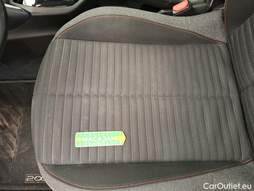  Peugeot  2008  Active Business 1.5 HDi 130CV BVA8 E6d #19