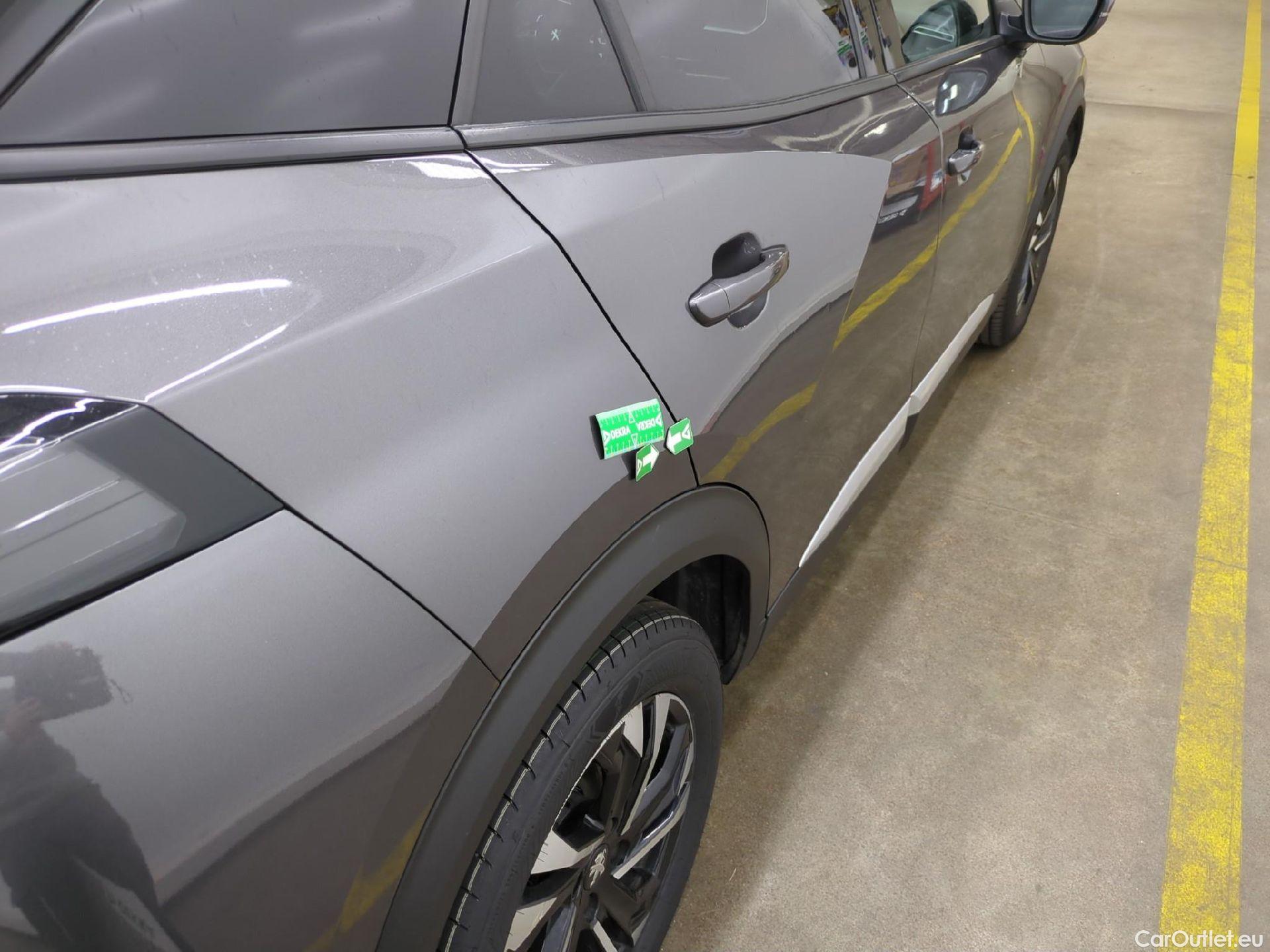  Peugeot  2008  Allure Business 1.5 HDi 130CV BVA8 E6d #30