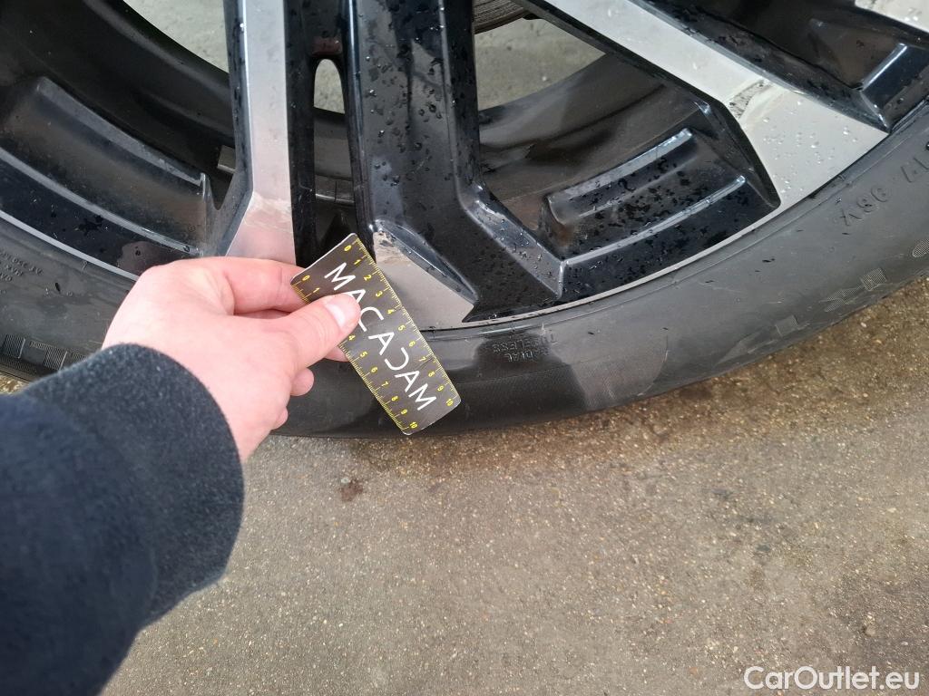  Peugeot  2008  Allure Business 1.2 PureTech 130CV BVA8 E6d #33