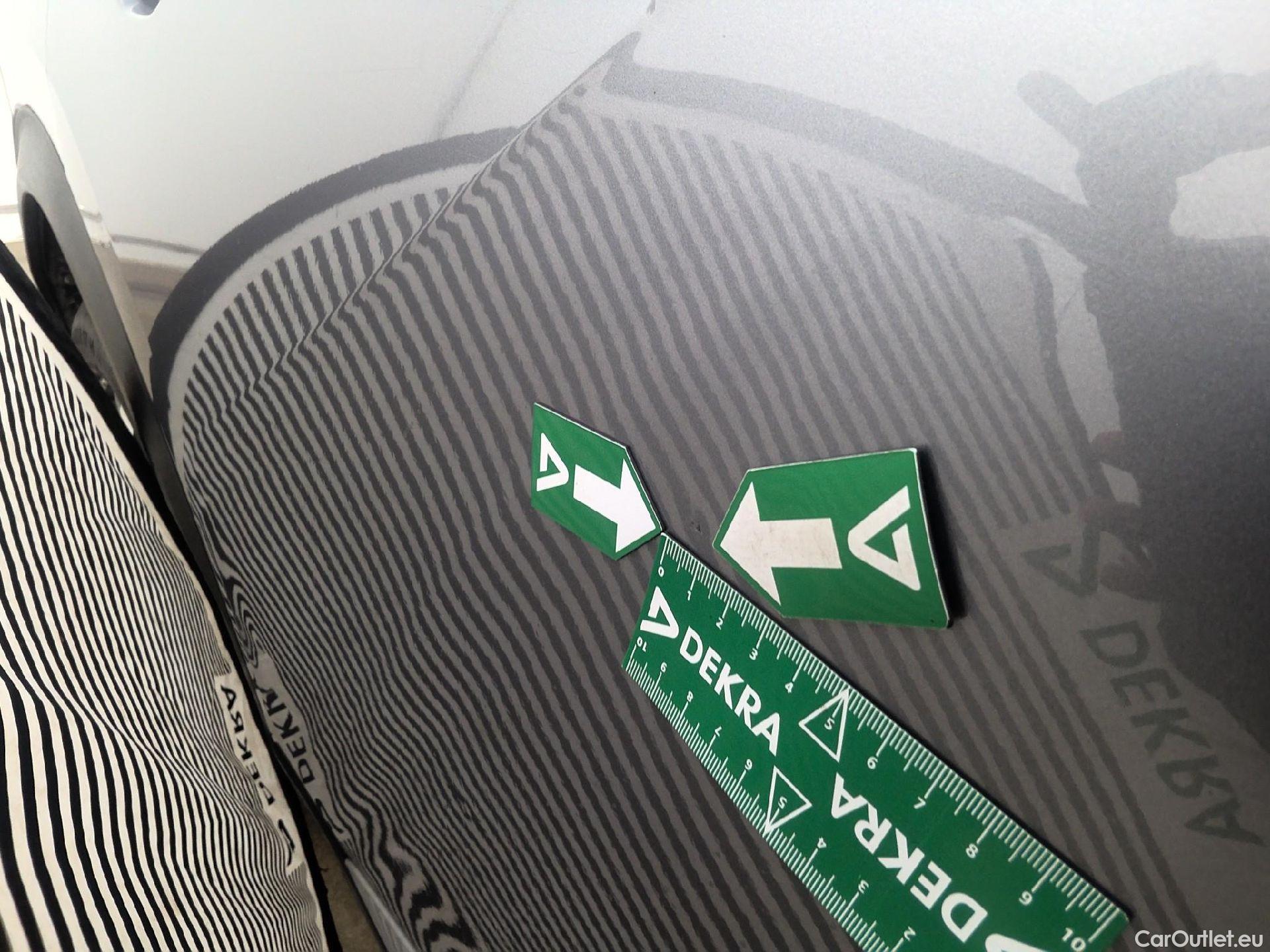  Peugeot  2008  Allure 1.5 HDi 130CV BVA8 E6d #11