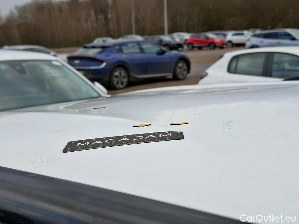  Peugeot  2008  Allure Pack 1.5 HDi 130CV BVA8 E6d #7